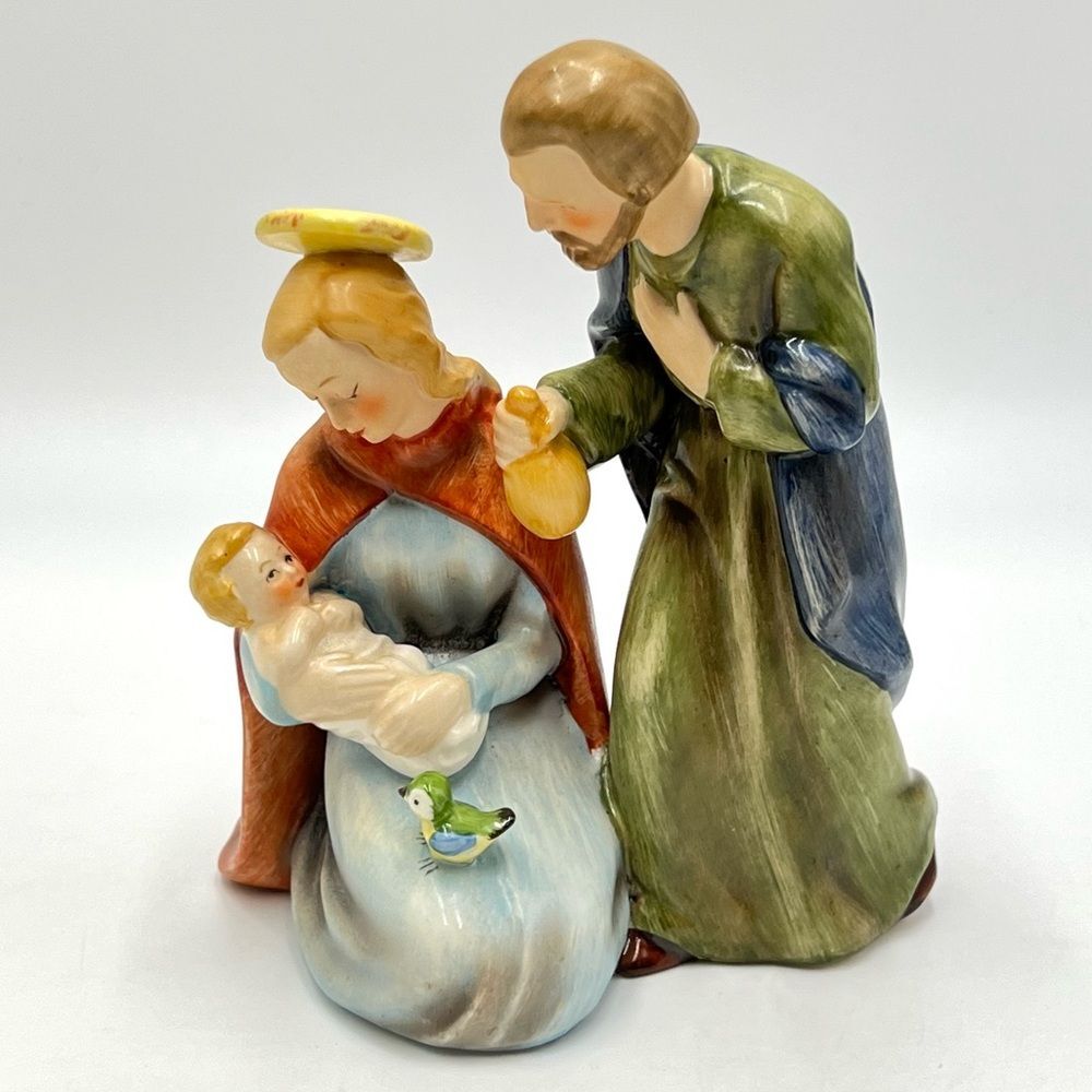Vintage Goebel Hummel Figurine Holy Family Jesus Mary Joseph HX-252